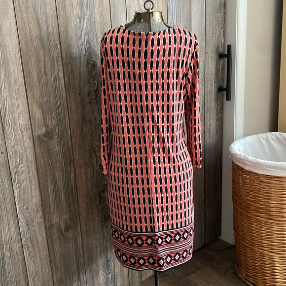 Michael Kors size medium dress, geometric print salmon, black & tan, 3/4 sleeve - Picture 4 of 5